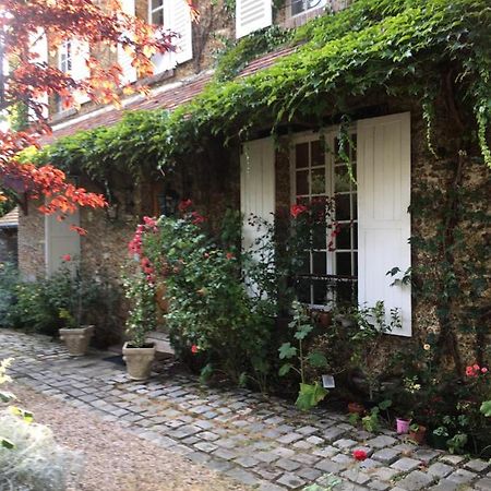 Bed and Breakfast Le Cedre Bleu Grosrouvre Exterior foto